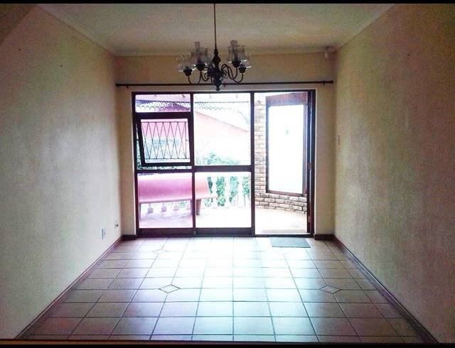 3 BEDROOM HOUSE RENTED IN BLUEWATER BAY